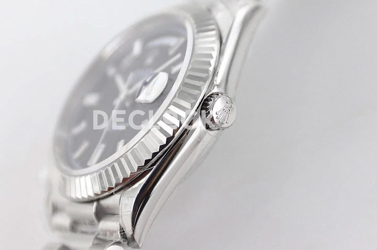 Replica Rolex Day-Date 40 228235 Black Dial in White Gold with Diamond |  Declock.