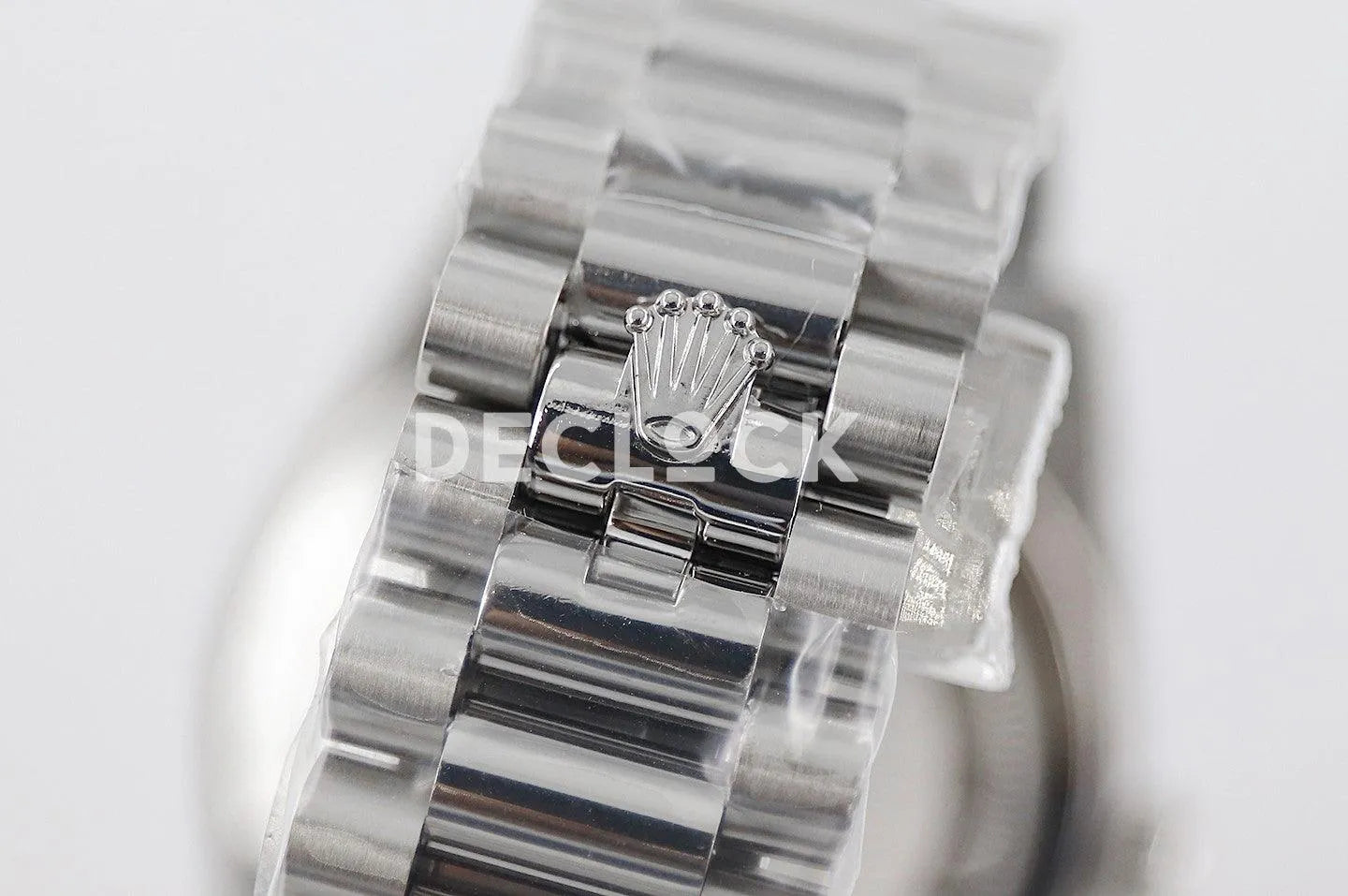 Replica Rolex Day-Date 40 228235 Black Dial in White Gold with Diamond