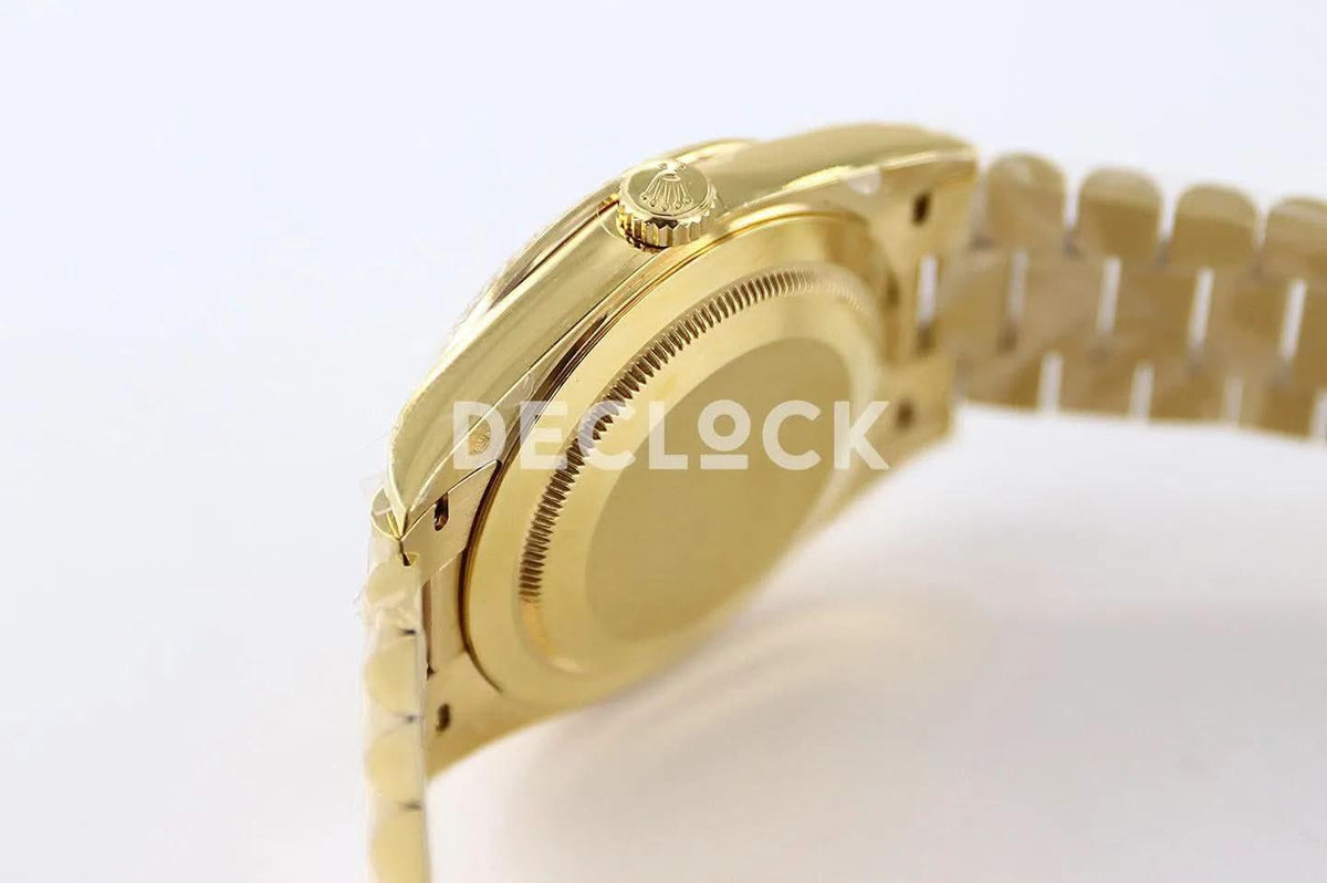 Replica Rolex Day-Date 40 228235 Silver Dial in Yellow Gold |  Declock.