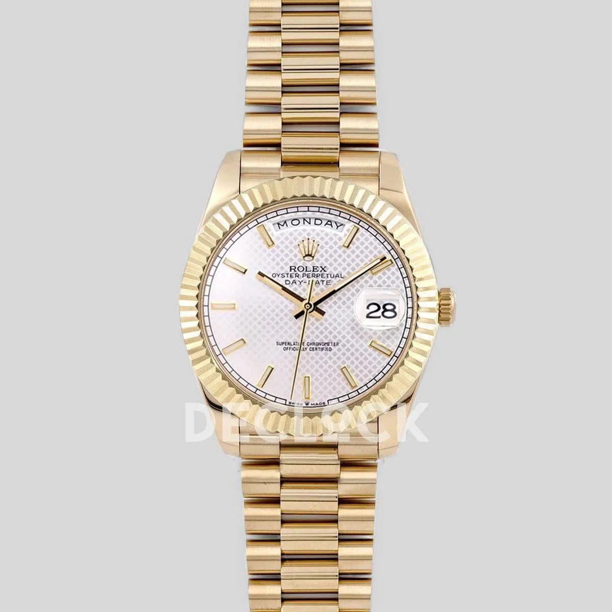 Replica Rolex Day-Date 40 228238 White Dial in Yellow Gold Diagonal Motif |  Declock.