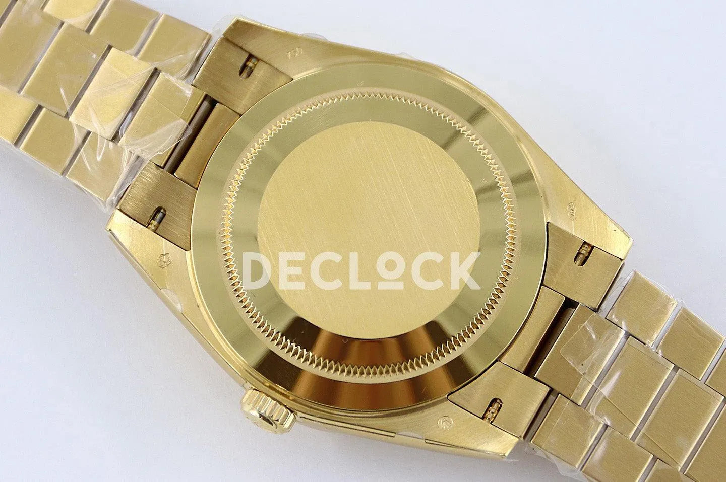 Replica Rolex Day-Date 40 228238 White Dial in Yellow Gold Diagonal Motif