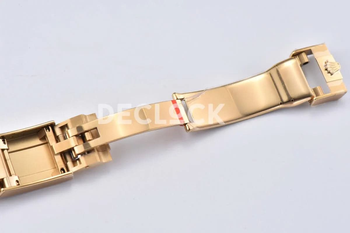 Replica Rolex Daytona 116508 Champagne/Black Dial in Yellow Gold