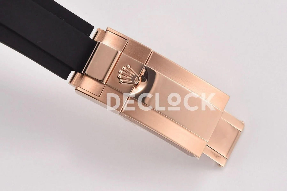 Replica Rolex Daytona 116515 Chocolate Dial in Rose Gold on Rubber Strap |  Declock.