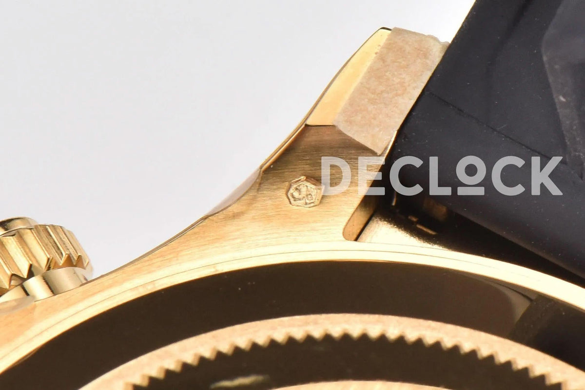 Replica Rolex Daytona 116518LN Black/Champagne Index “Newman” Dial in Yellow Gold on Rubber Strap |  Declock.