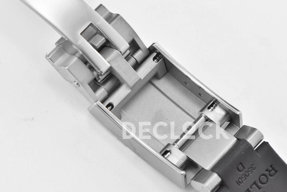 Replica Rolex Daytona 116519LN Black Dial in White Gold on Rubber Strap |  Declock.