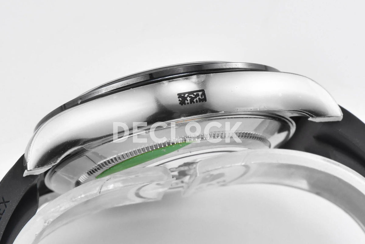 Replica Rolex Daytona 116519LN Black Dial in White Gold on Rubber Strap |  Declock.