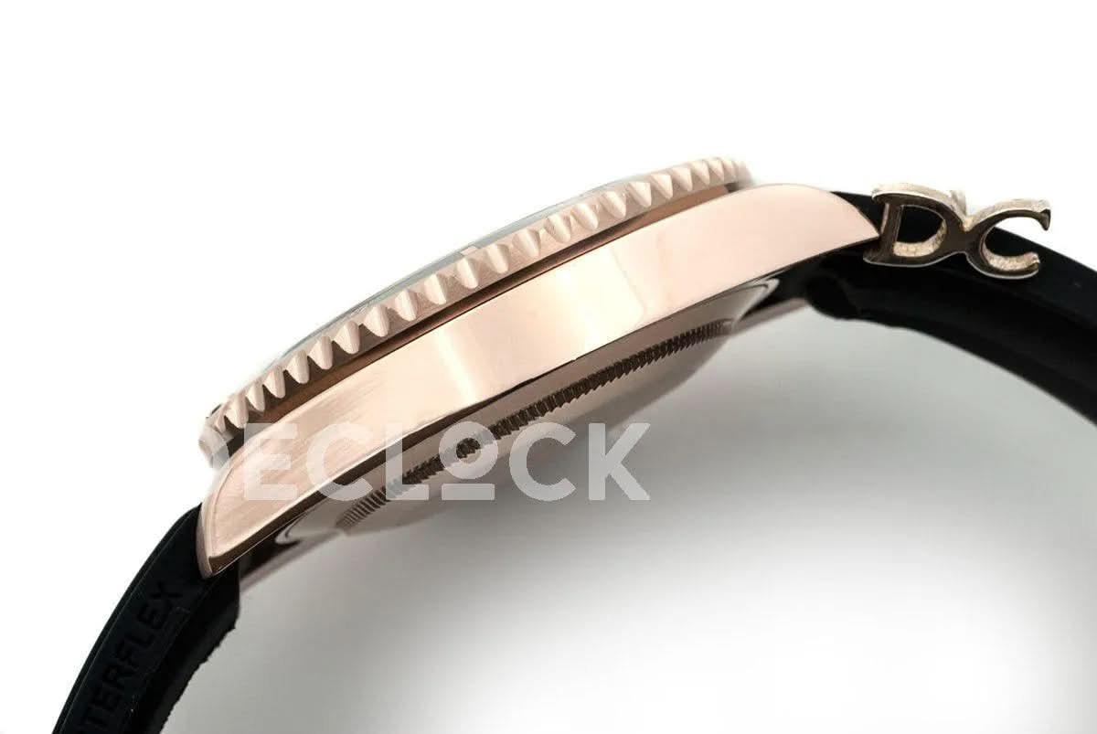 Replica Rolex GMT Master II in Rose Gold on Rubber Strap |  Declock.