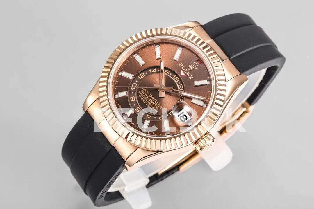 Replica Rolex Sky Dweller Rose Gold in Brown Dial on Black Rubber Strap |  Declock.