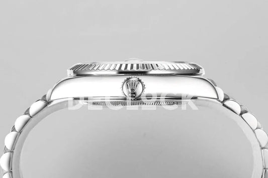 Replica Rolex Sky Dweller Steel in White Dial on Jubilee Bracelet | Declock.