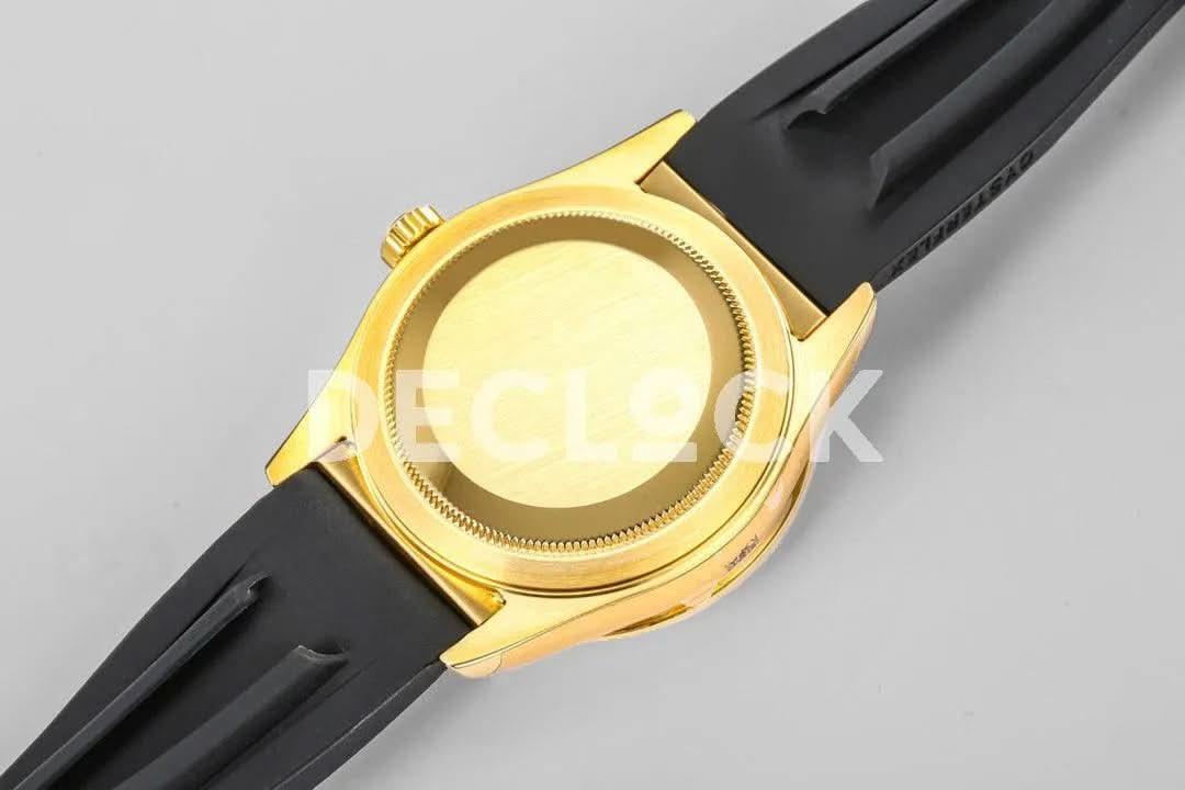 Replica Rolex Sky Dweller Yellow Gold in Gold Dial on Black Rubber Strap |  Declock.