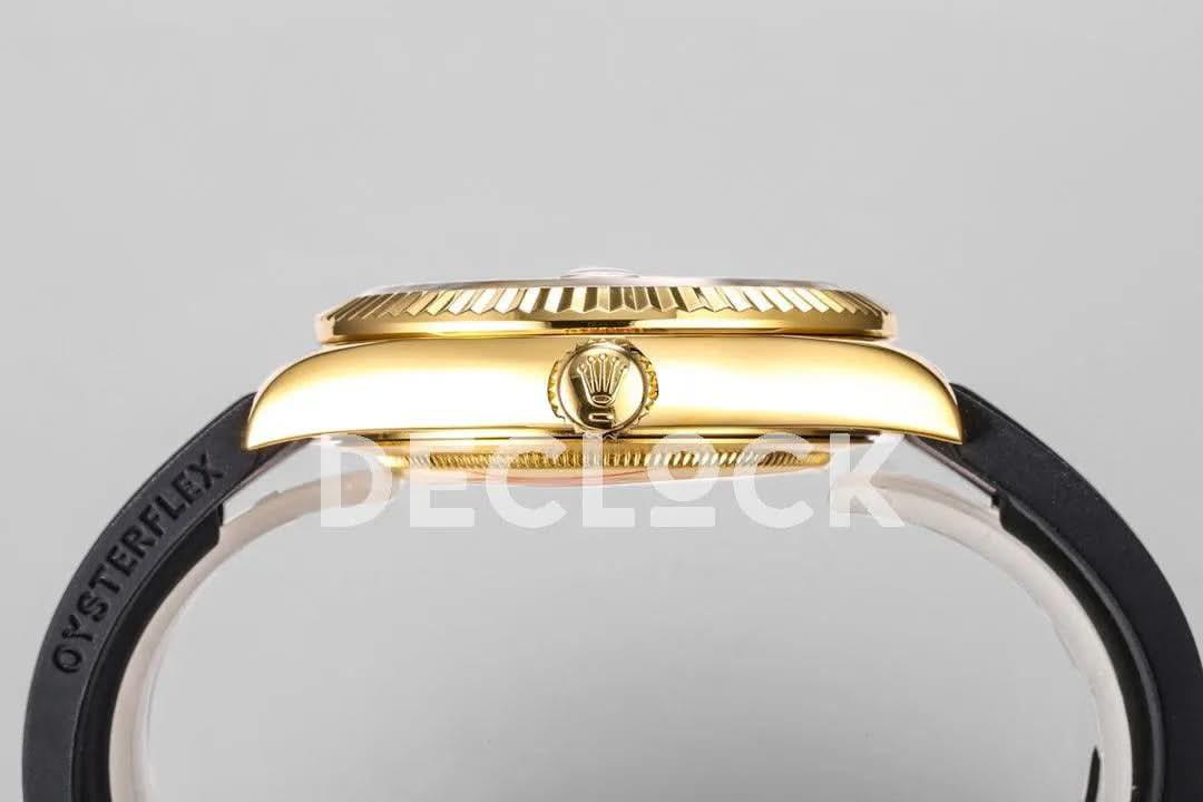 Replica Rolex Sky Dweller Yellow Gold in Gold Dial on Black Rubber Strap |  Declock.