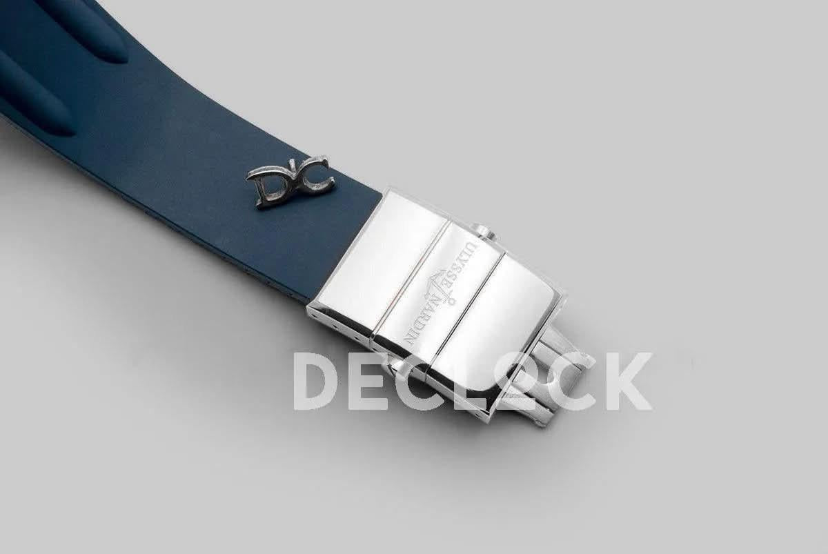 Replica Ulysse Nardin El Toro White Dial in Steel on Blue Rubber |  Declock.