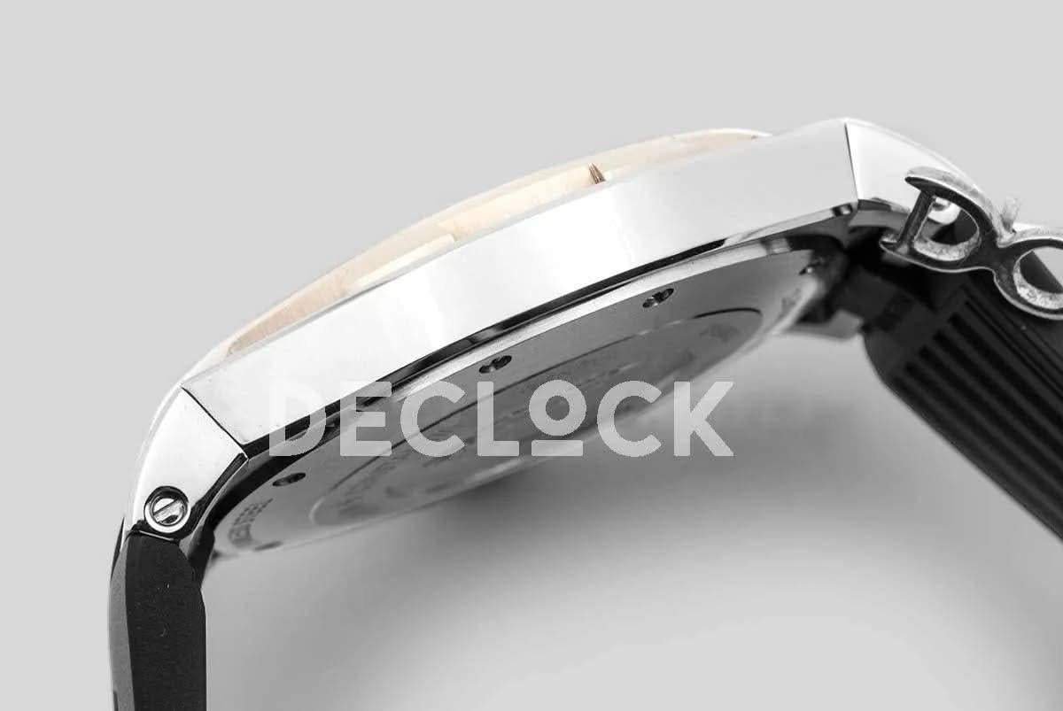 Replica Vacheron Constantin Overseas Automatic Black Dial in 2-Toned |  Declock.