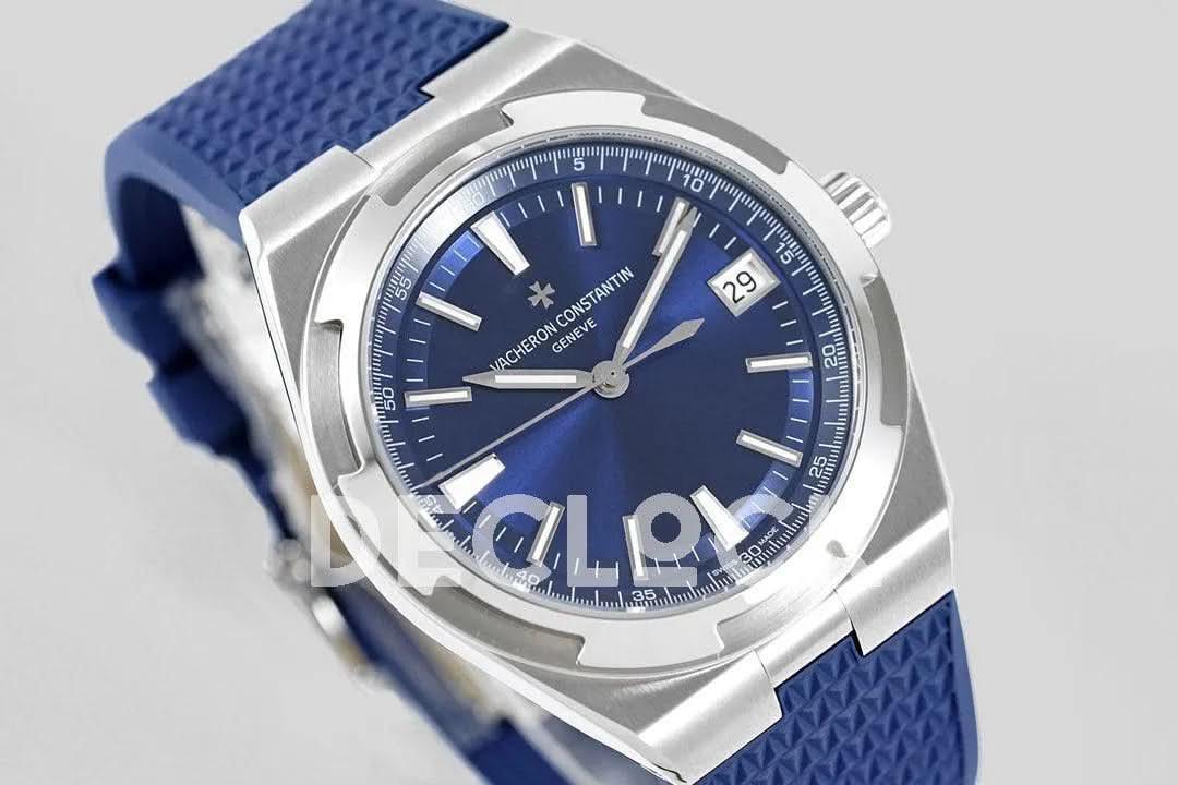 Replica Vacheron Constantin Overseas Automatic Blue Dial in Steel on Blue Rubber |  Declock.