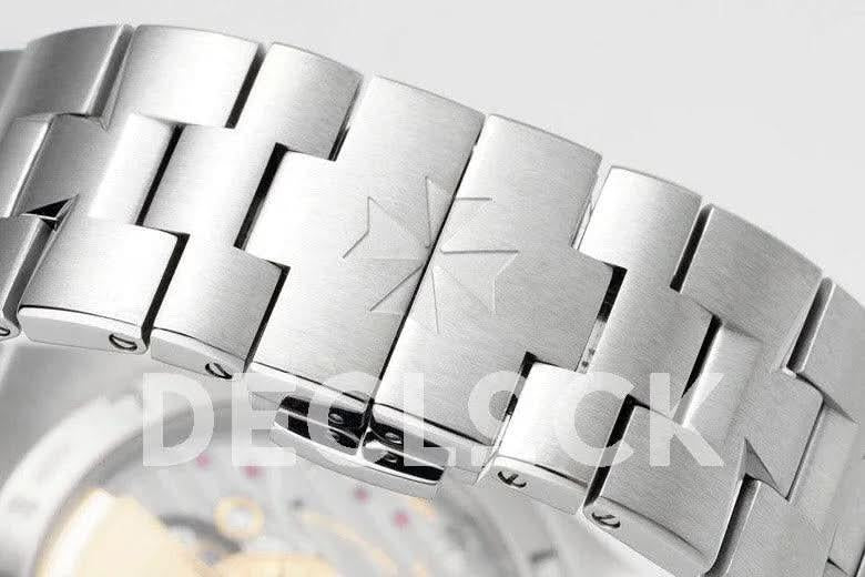Replica Vacheron Constantin Overseas White Dial on Steel |  Declock.