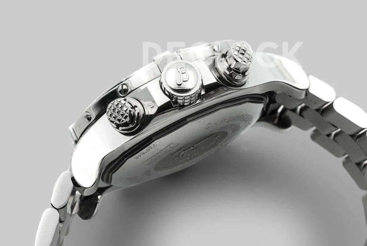 Replica Breitling Avenger Skyland Black Dial in Steel |  Declock.