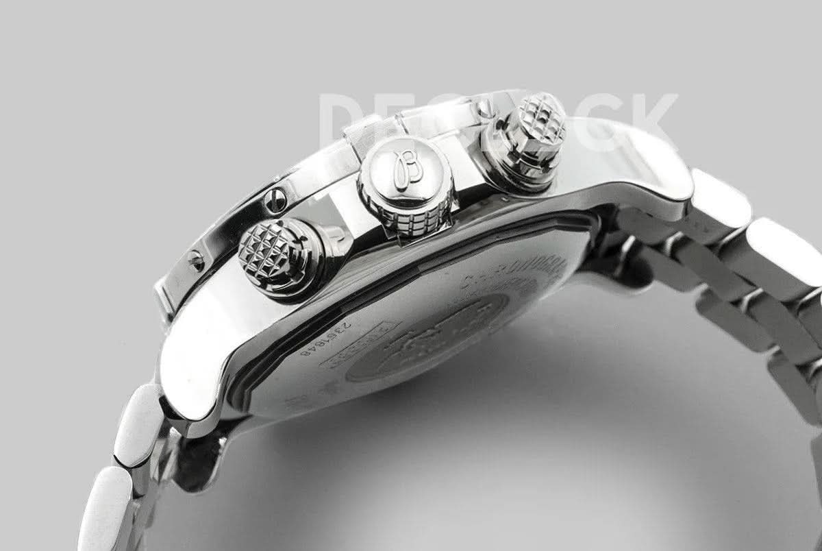 Replica Breitling Avenger Skyland Black Dial in Steel