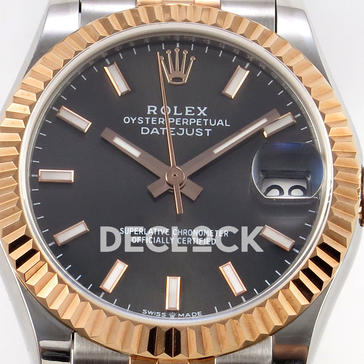 Rolex Datejust 31 278271 Dark Gray Baton Rose Two-Tone Jubilee XRF A2236 replica - Front macro of the dark-gray baton dial, luminous hands, rose-tone fluted bezel and magnified date lens