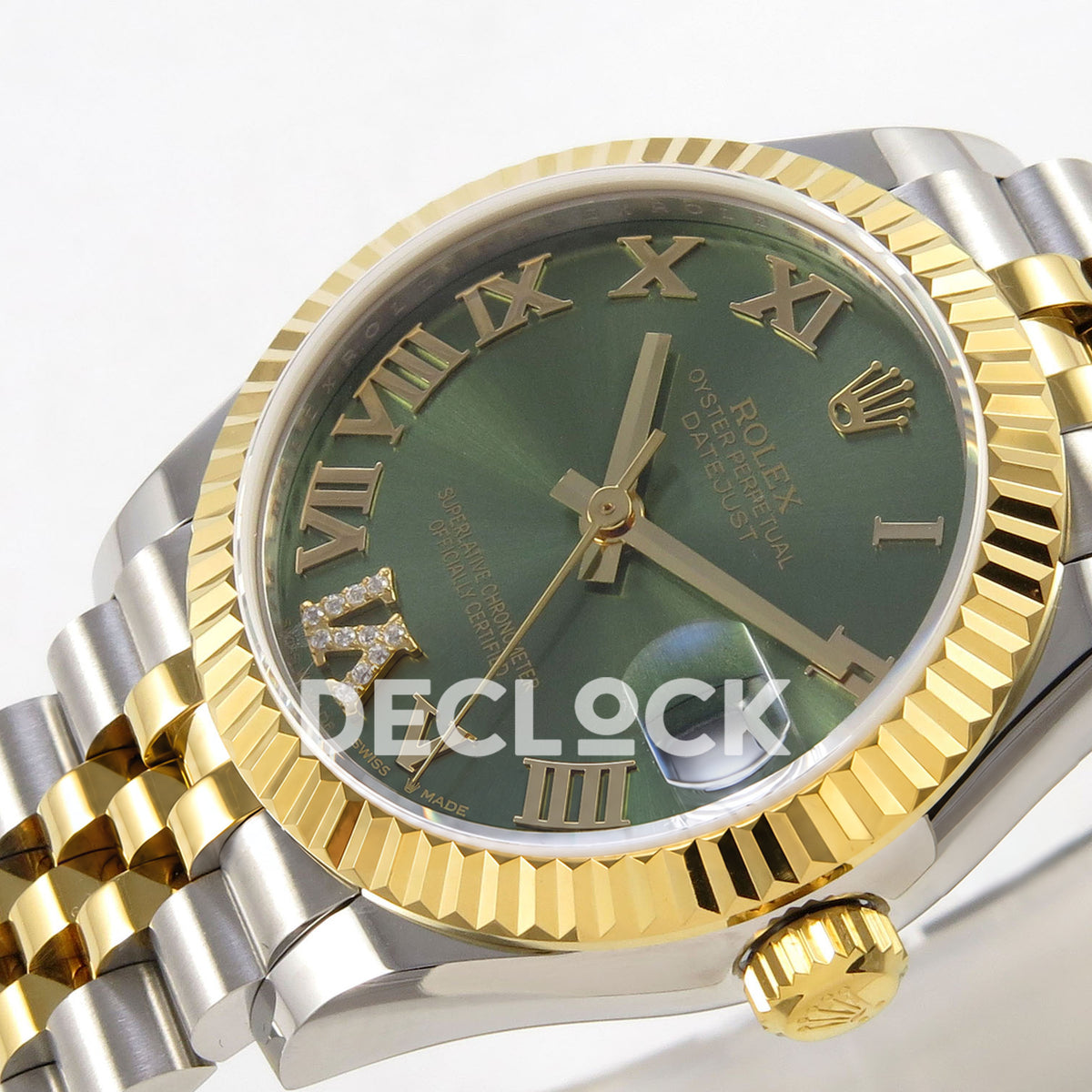 Rolex Datejust 31 278273 Green Roman Yellow Two-Tone Jubilee XRF A2236 replica - Angled close-up of the green Roman dial with gem-set VI, native yellow-tone hands, date cyclops and steel/yellow Jubilee links