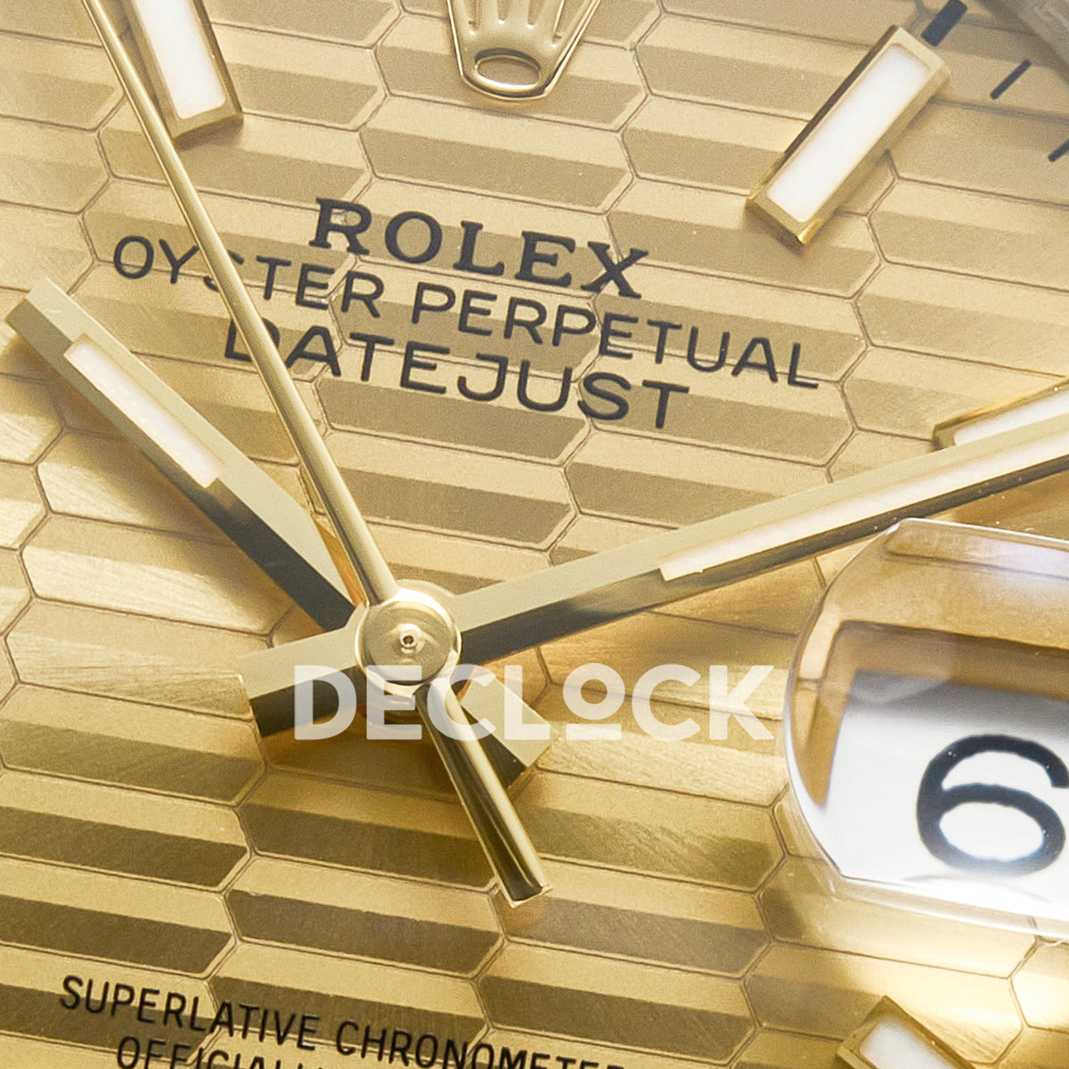 Rolex Datejust 36 126233 YG Textured Stick Jubilee — δείκτες και λογότυπο
