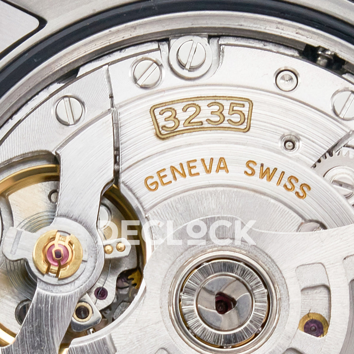 Rolex Datejust 36 126234 Blue Fluted Jubilee — λεπτομέρεια μηχανισμού