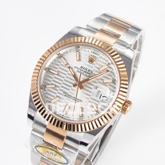 Rolex Datejust 41 126331 Silver Motif Rose Gold ARF Oyster Gain Weight — Ολόκληρο ρολόι σε γωνία