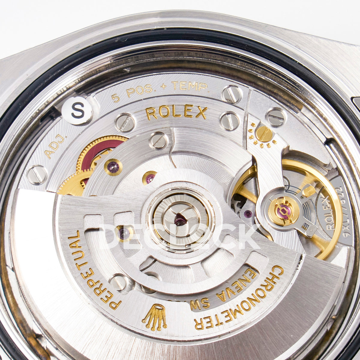 Rolex Datejust 41 126331 Silver Rose Gold ARF Oyster Gain Weight — Λεπτομέρεια μηχανισμού 3235