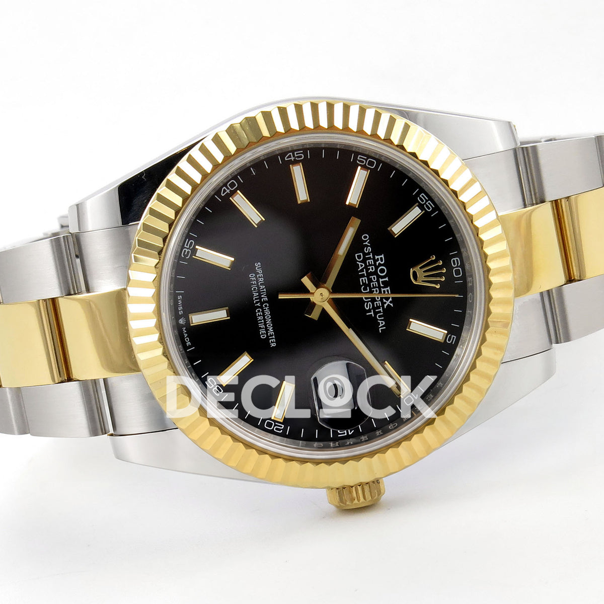 Rolex Datejust 41 126333 QF black baton dial and two-tone Oyster bracelet, crown-side angled view