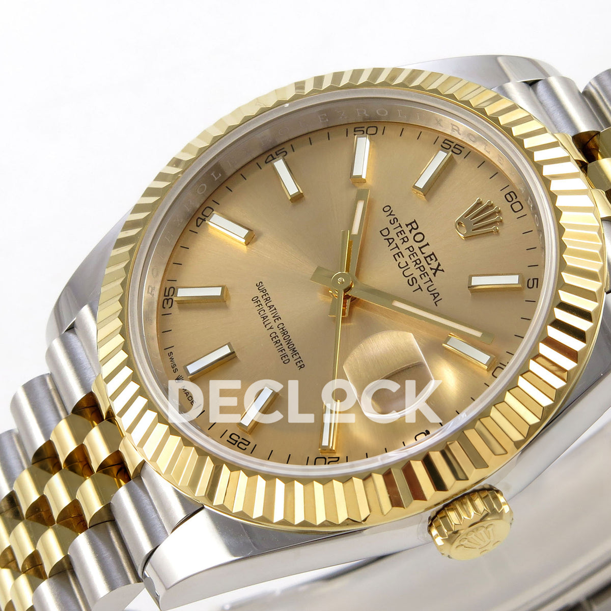 Rolex Datejust 41 126333 Champagne Jubilee QF JH3235 Free Sprung replica - clockwise crown-side close-up of the champagne baton dial and two-tone Jubilee bracelet