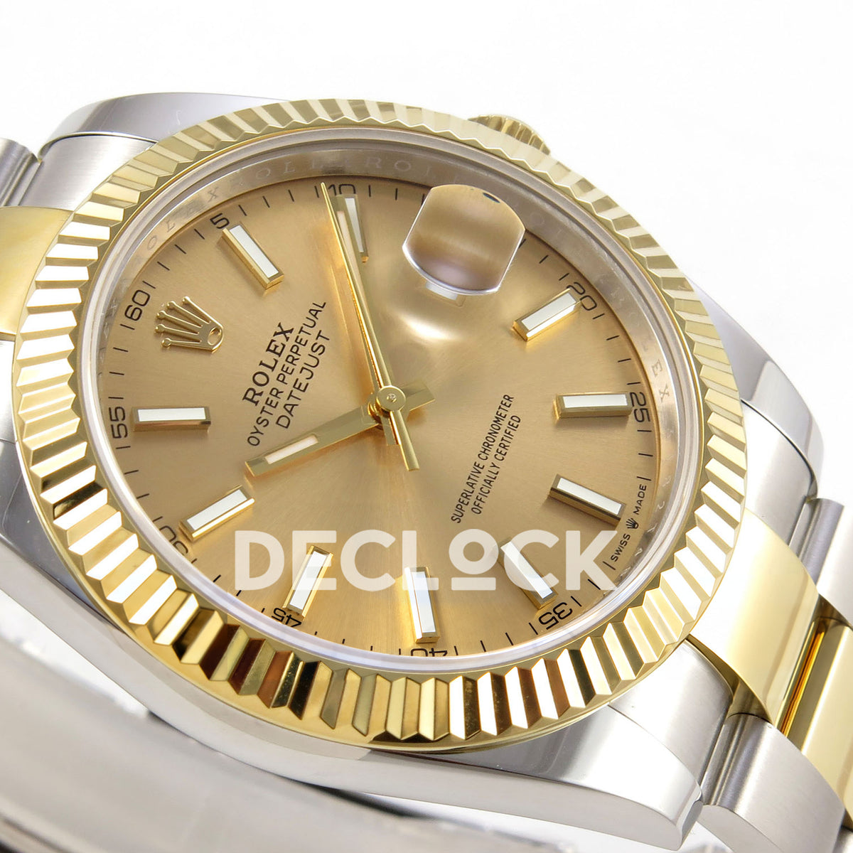 Rolex Datejust 41 126333 champagne luminous stick dial two-tone Oyster QF JH3235 replica - champagne stick dial and two-tone Oyster from oblique side angle