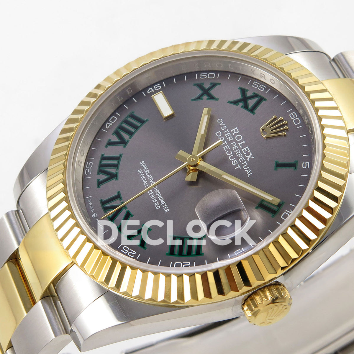 Rolex Datejust 41 126333 Grey Green Roman Oyster QF JH3235 Free Sprung replica - right-angle macro of the slate grey green Roman dial and winding crown