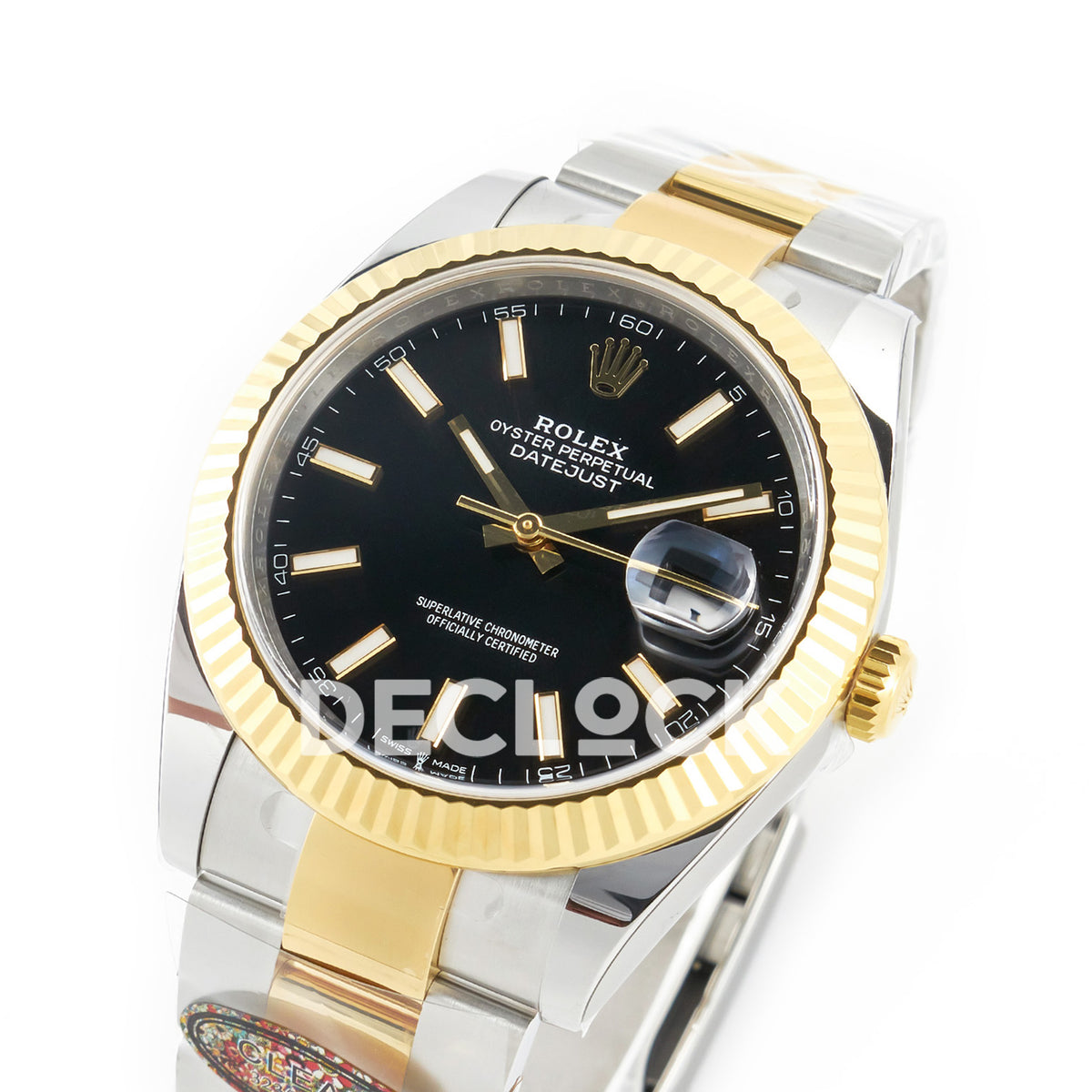 Rolex Datejust 41 Black Yellow Gold Clean Oyster — Ολόκληρο ρολόι σε γωνία