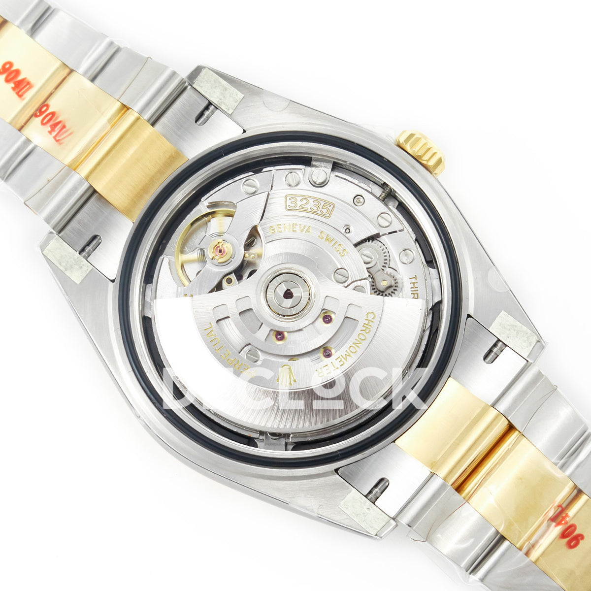 Rolex Datejust 41 Black Yellow Gold Clean Oyster — Πίσω όψη μηχανισμού