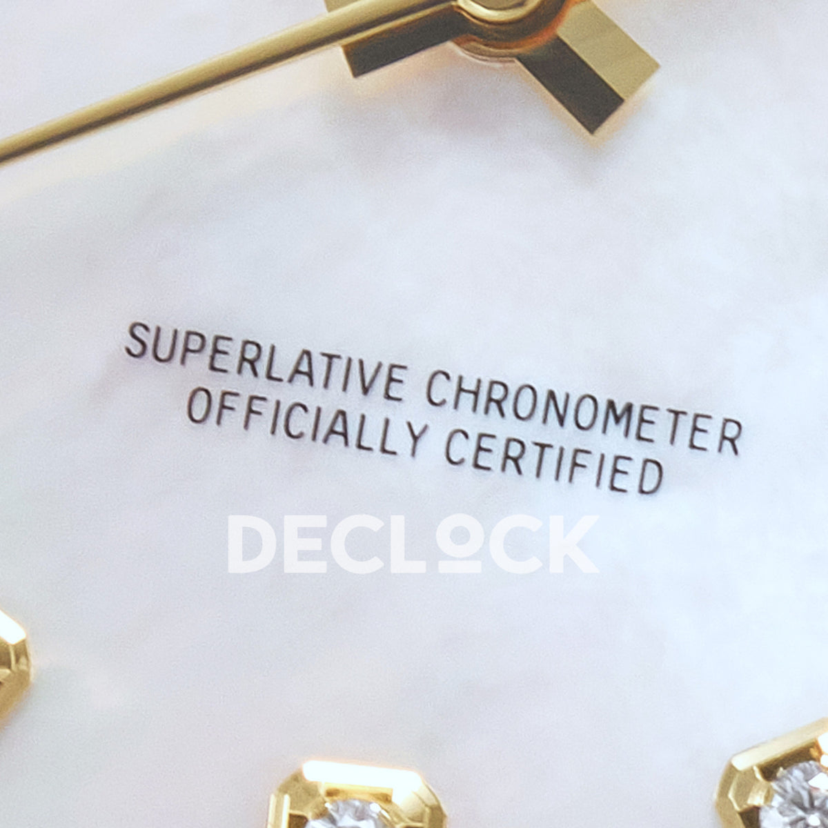 Rolex Datejust 41 MOP Diamond Yellow Gold Clean Jubilee — Λεπτομέρεια φίλντισι και δεικτών