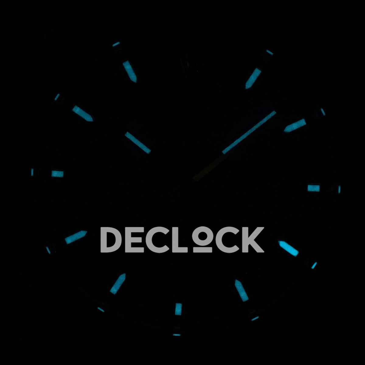 Rolex Daytona 126502 ERF replica - blue luminous hands and hour markers in the dark