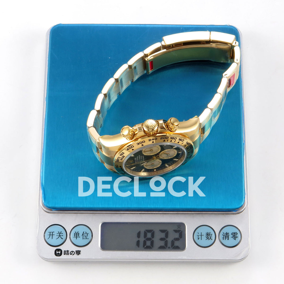 Rolex Daytona 126508 VSF VS4131 V3 green replica - watch on digital scale displaying 183.2g