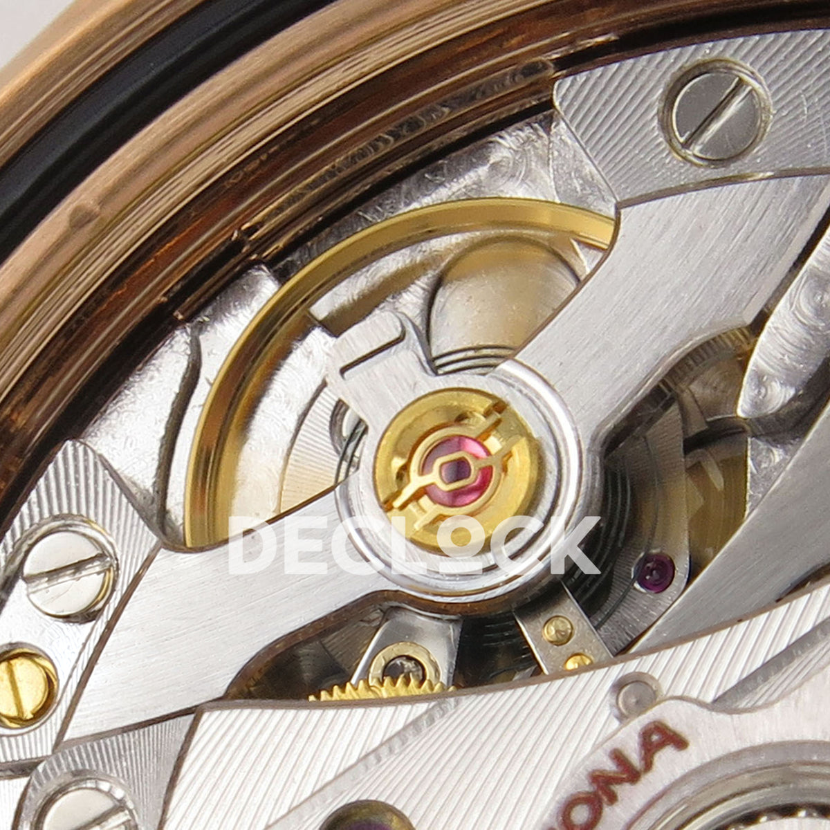 Rolex Daytona 126515 ZF replica - balance wheel, jewels and movement bridge detail