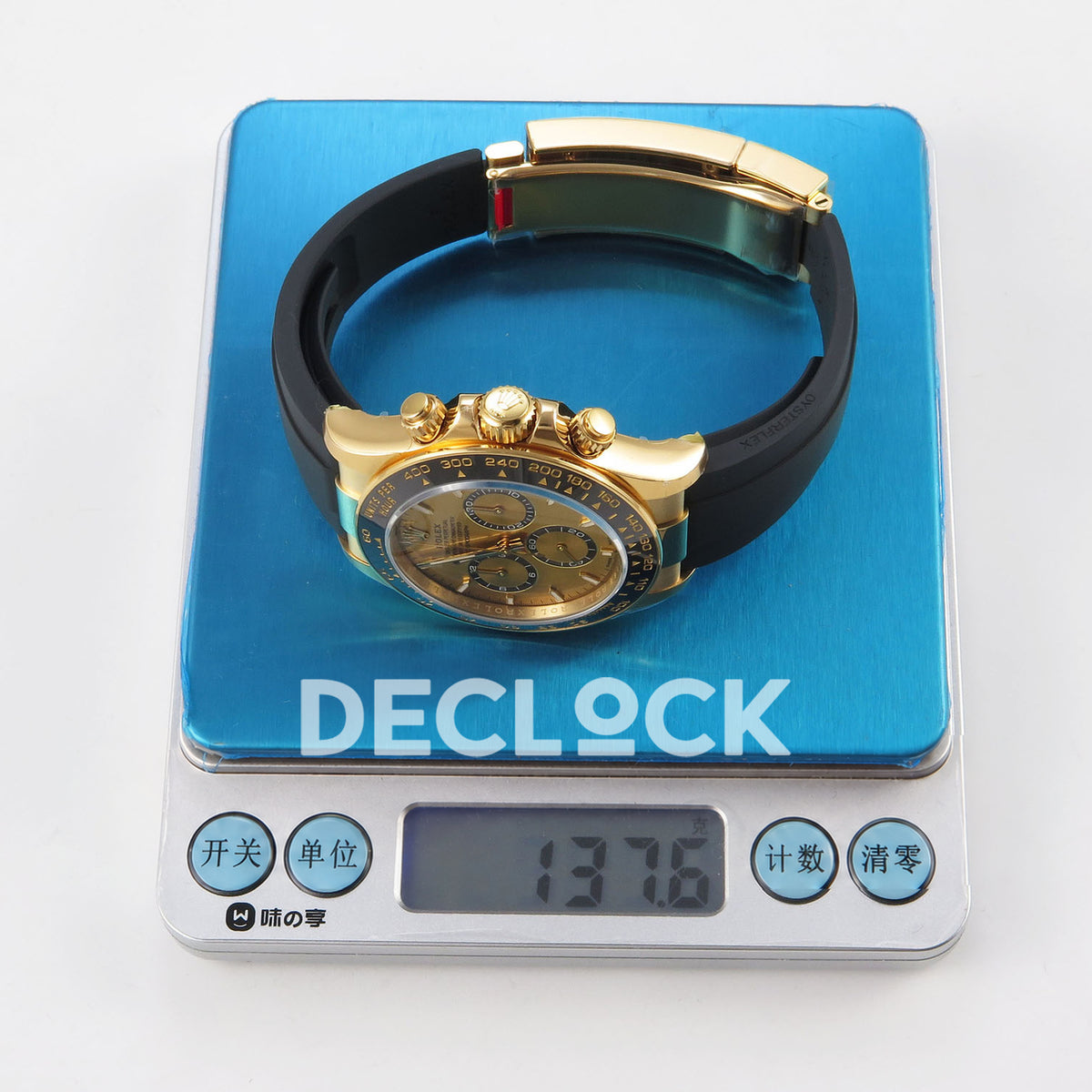 Rolex Daytona 126518 VSF replica - original digital scale showing 137.6g