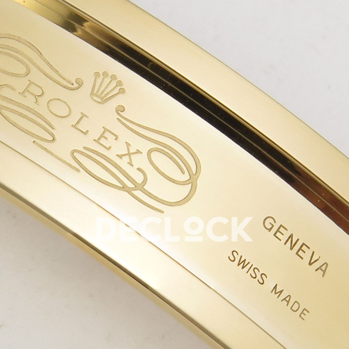 Rolex Daytona 126518 WF JH4131 white dial yellow-gold replica - Rolex and Geneva Swiss Made clasp engravings close-up