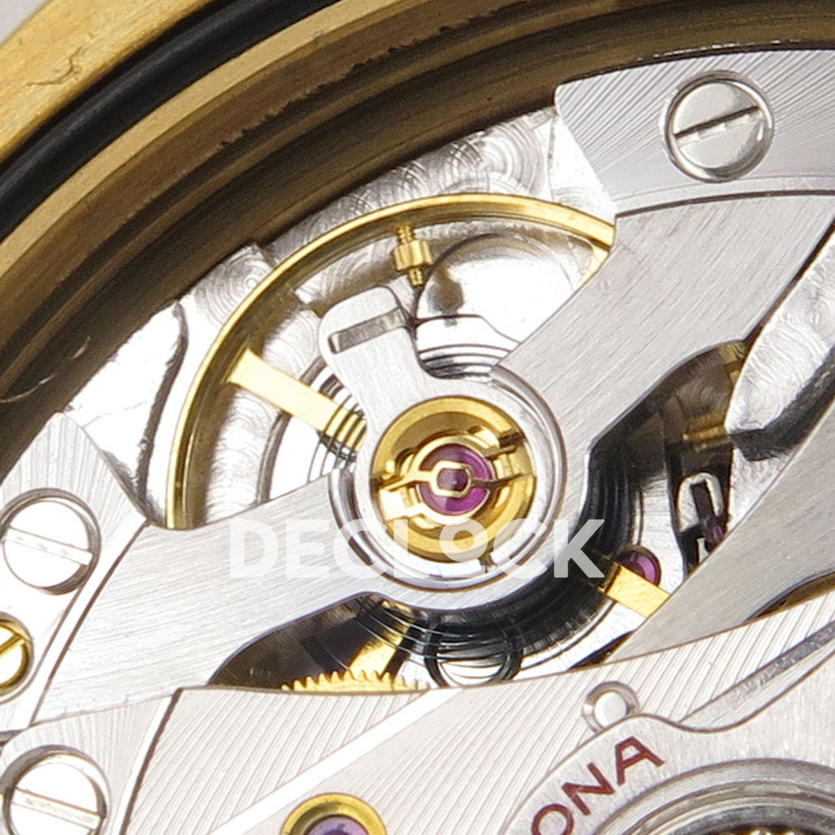 Rolex Daytona 126538TBR QF replica - free-sprung balance wheel and purple jewel close-up