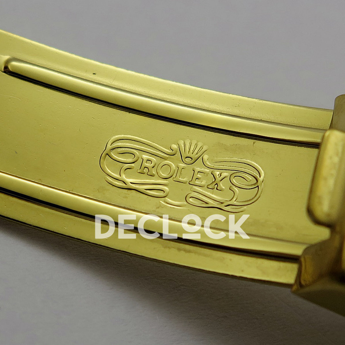 Rolex Daytona Vintage Tiffany 6239 MSF gold black dial Jubilee Venus 75 replica - opposite clasp engraving view