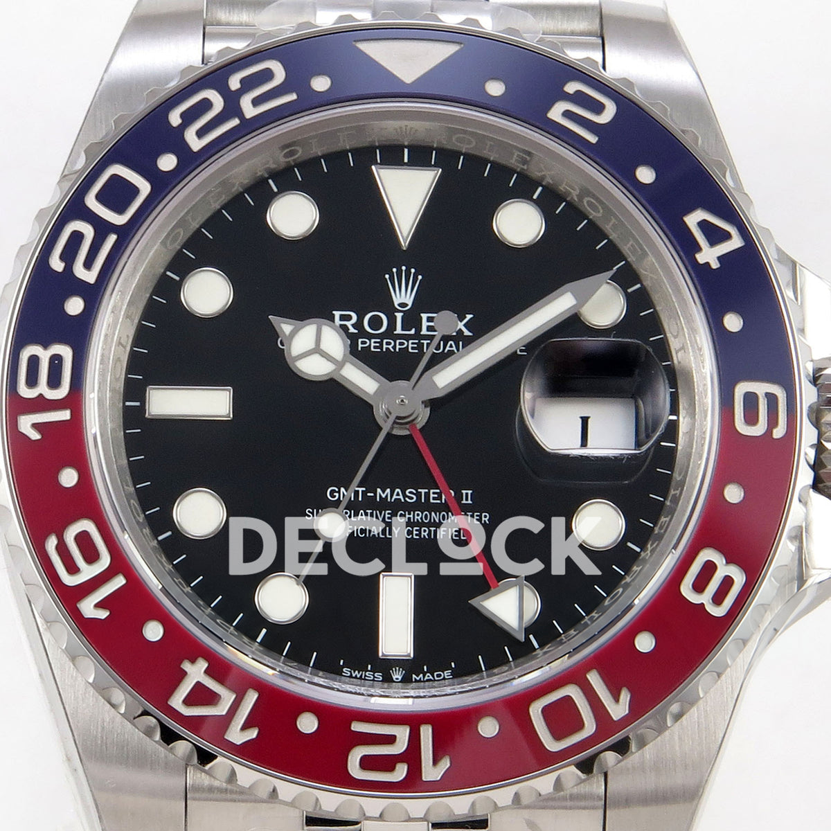 Rolex GMT-Master II 126710BLRO VSF V3s replica - original black dial, red GMT hand and Pepsi bezel close-up