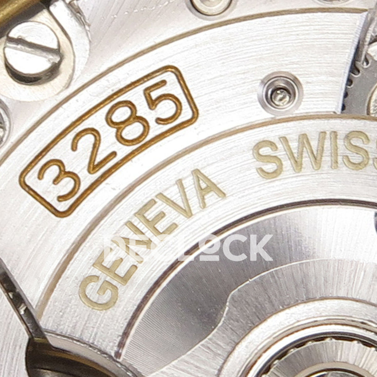 Rolex GMT-Master II 126718 GRNR WF replica, 3285 caliber engraving