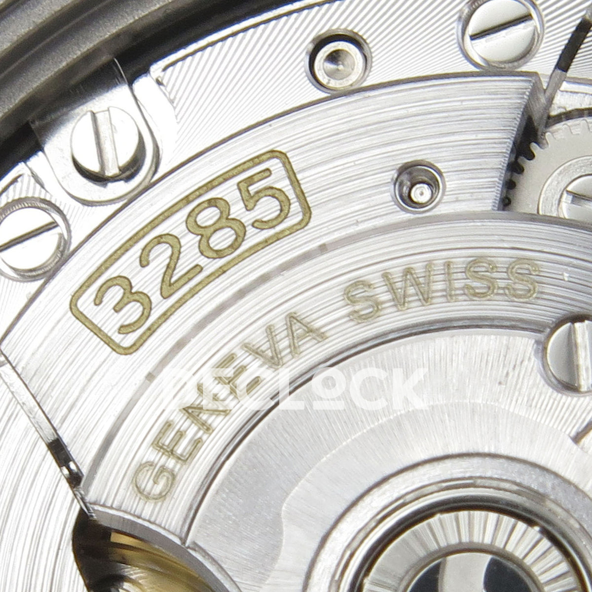 Rolex GMT-Master II Custom DIW Verdant Gray DIWF VR3285 replica - calibre engraving