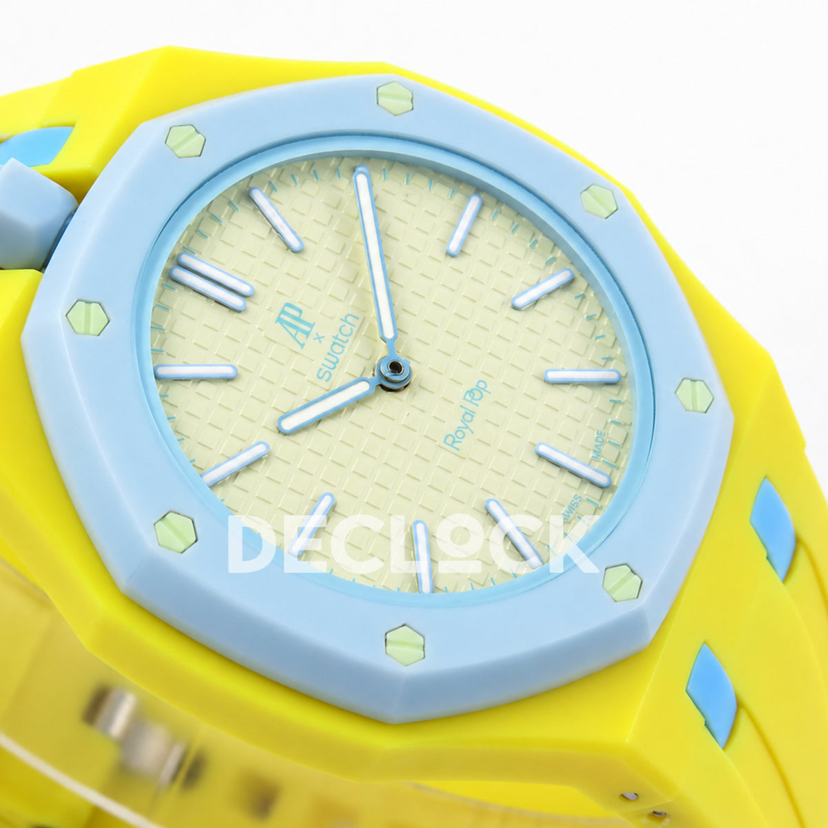 Swatch × Audemars Piguet Royal Pop Blaue Acht Replica — opposite perspective