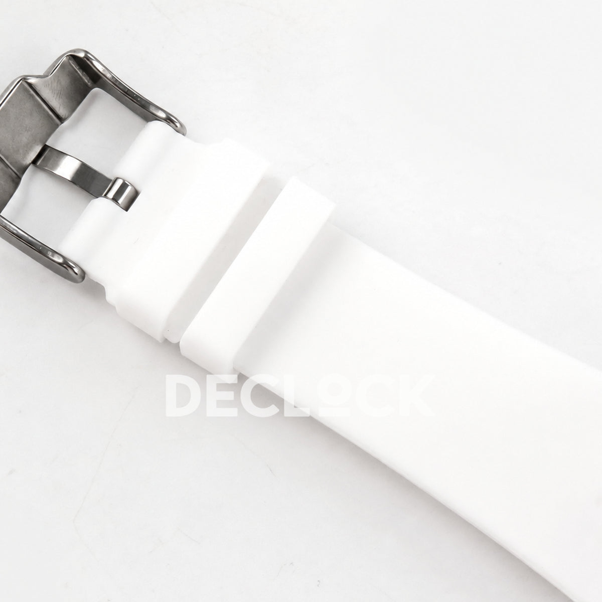 Swatch × Audemars Piguet Royal Pop Huit Blanc Replica — buckle detail