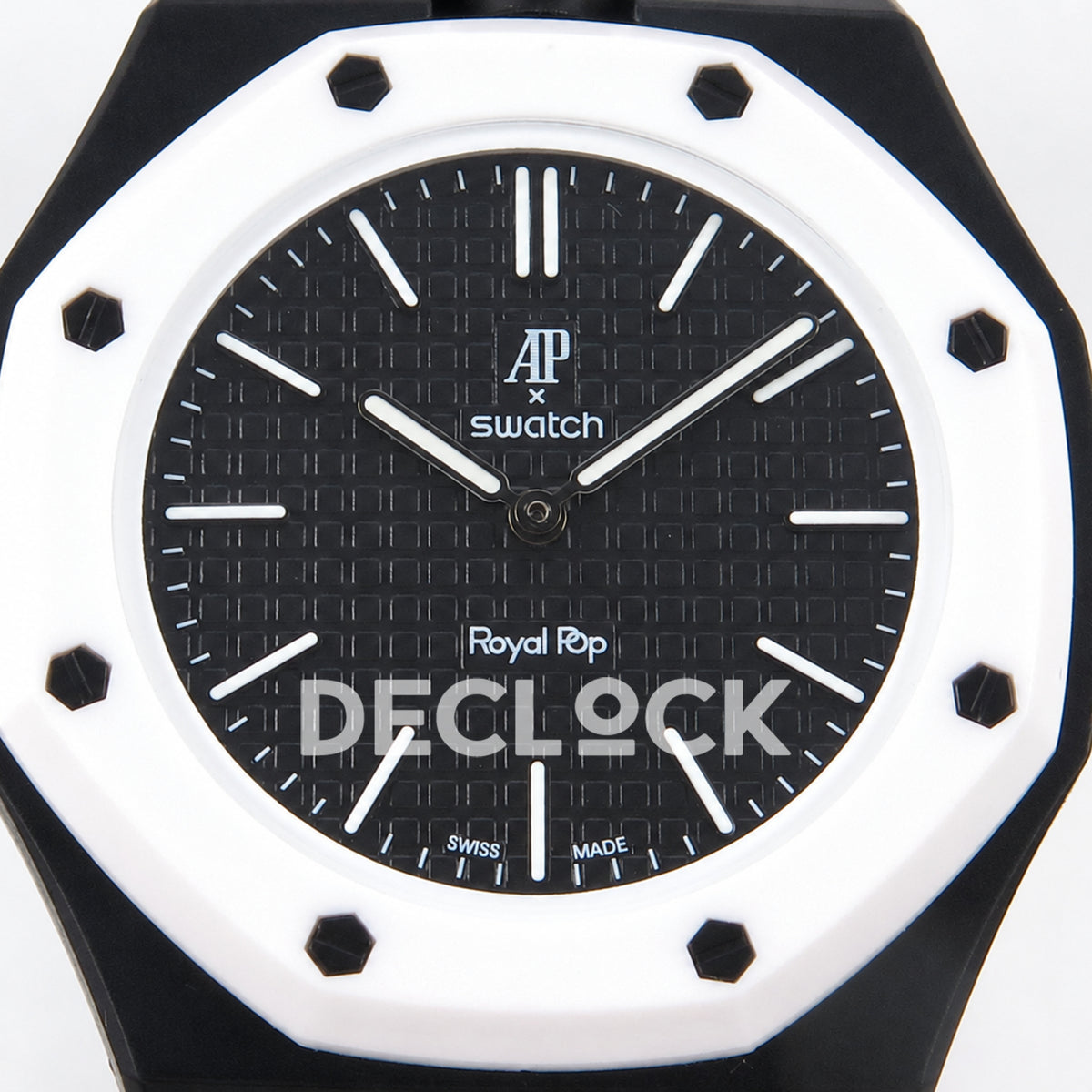 Swatch × Audemars Piguet Royal Pop Ocho Negro Replica — dial close-up