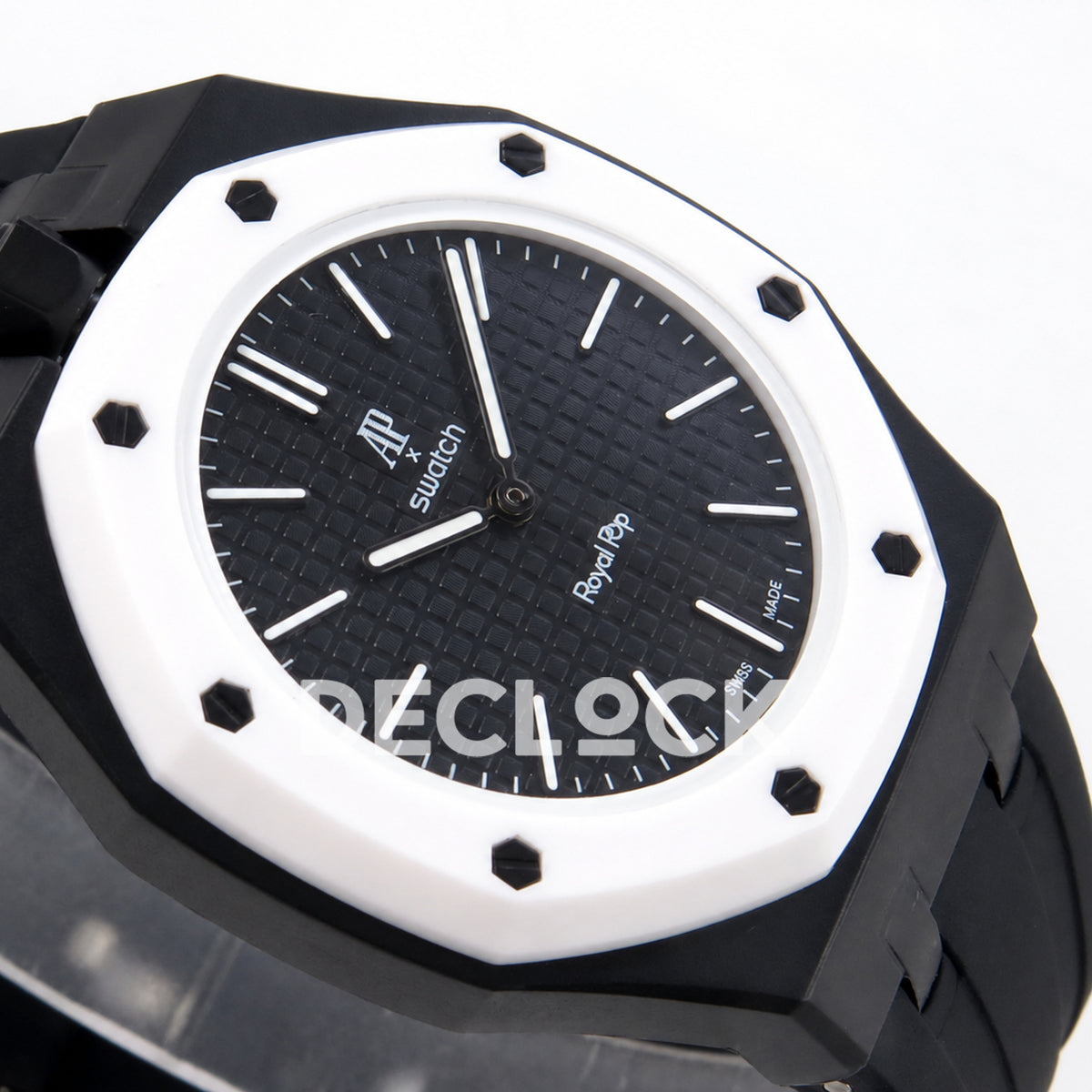 Swatch × Audemars Piguet Royal Pop Ocho Negro Replica — opposite perspective