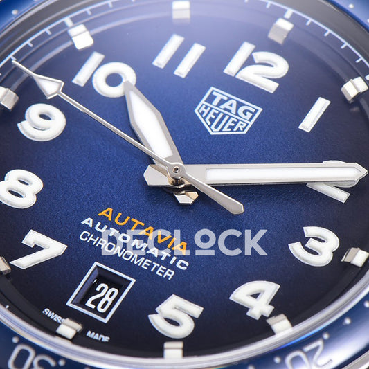 TAG Heuer Autavia Calibre 5 Blue Dial 42mm Leather SW200
